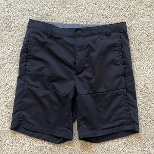 All in motion golf shorts. Size 32.